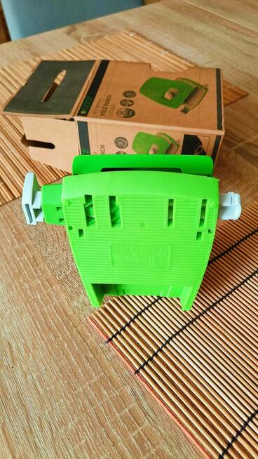 Dziurkacz do 30 stron papieru