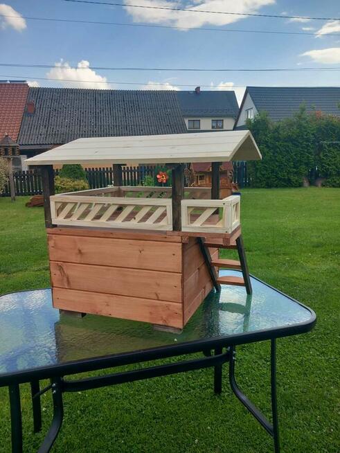 kojec dla kotka lub małego pieska