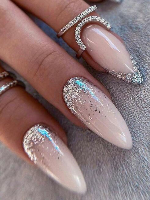 przedłużanie rzęs, paznokcie