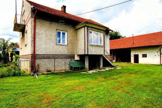 dom z potencjałem na działce w malowniczej okolicy