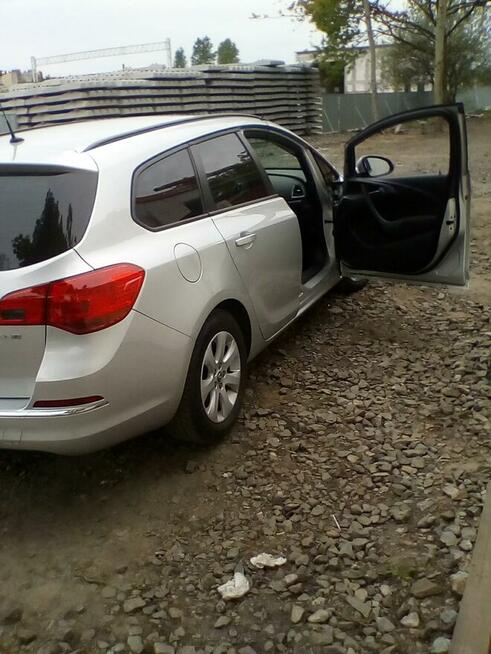 Opel Astra j kombi 2015r gaz 1,4b