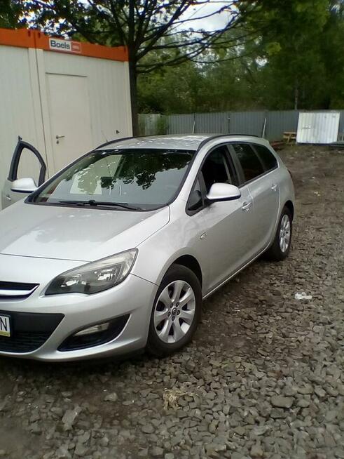 Opel Astra j kombi 2015r gaz 1,4b