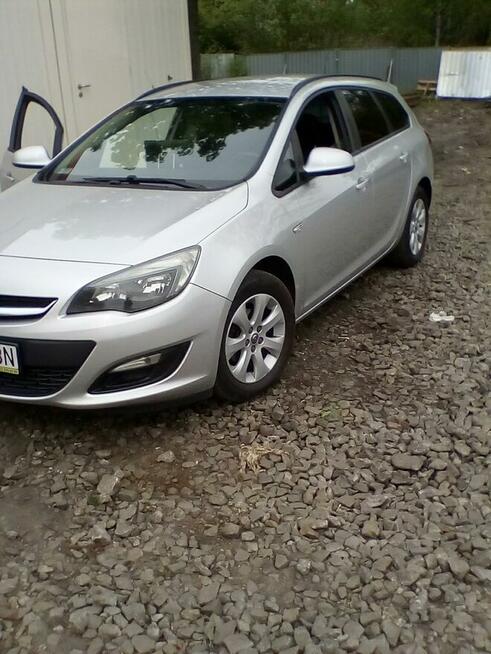 Opel Astra j kombi 2015r gaz 1,4b