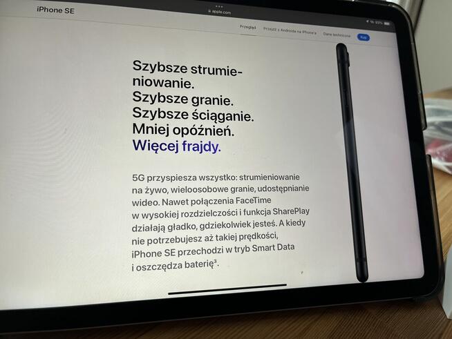 iPhone SE 3 generacji 64 GB midnight