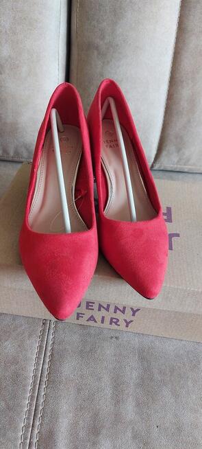 Buty damskie nowe rozmiaru 38