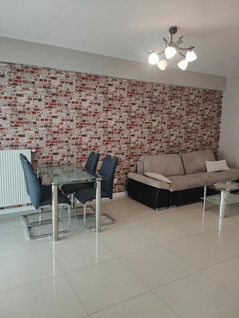 Wynajmę mieszkanie w apartamentowcu na os.Bursztynowym