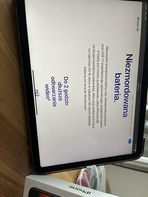 iPhone SE 3 generacji 64 GB midnight