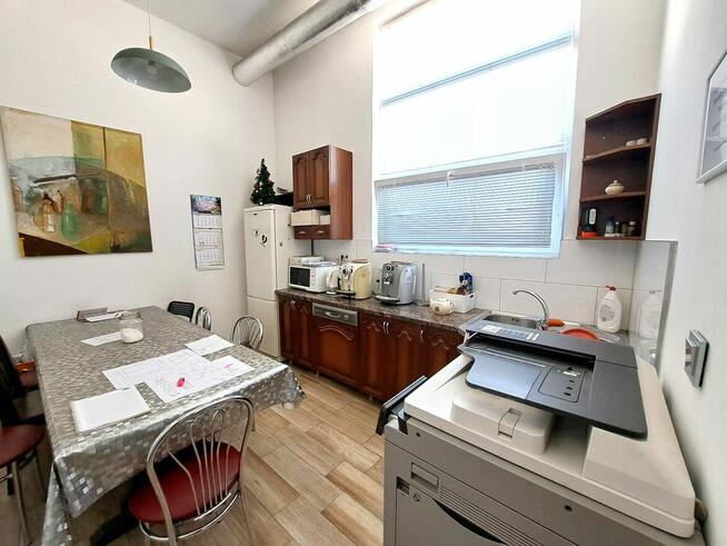 Na sprzedaż hala magazynowo -produkcyjna 564 mkw. w Sanoku