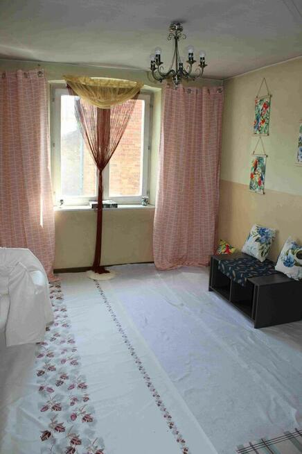 Sprzedam duże bezczynszowe M 3 z ogródkiem i piwnicą