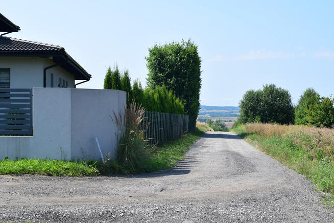 Działka rolno-budowlana 43a w Racławówce.