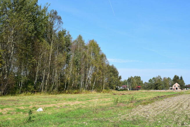 Działki budowlane 8a i 9.5a- Bratkowice