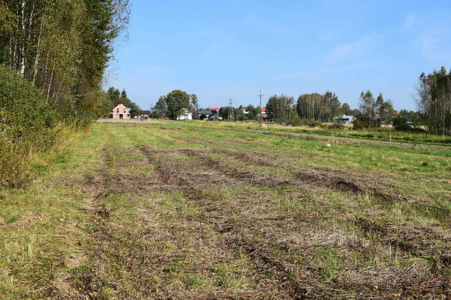 Działki budowlane 8a i 9.5a- Bratkowice