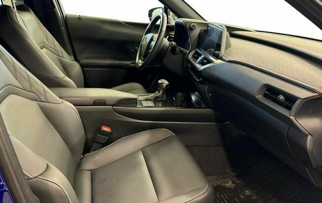 Lexus UX 250h F-Sport Design