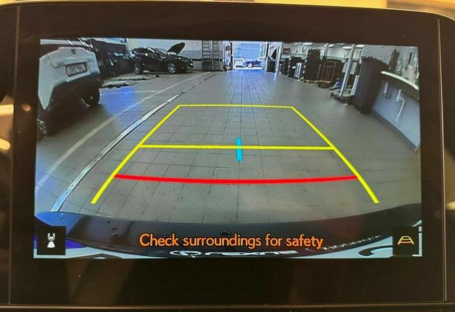 Lexus UX 250h F-Sport Design