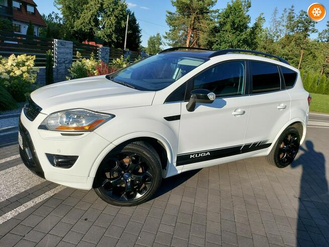 Ford Kuga xenon kamera navi ST bezwypadkowy climatronic bez rdzy