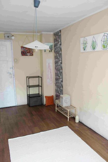 Sprzedam duże bezczynszowe M 3 z ogródkiem i piwnicą