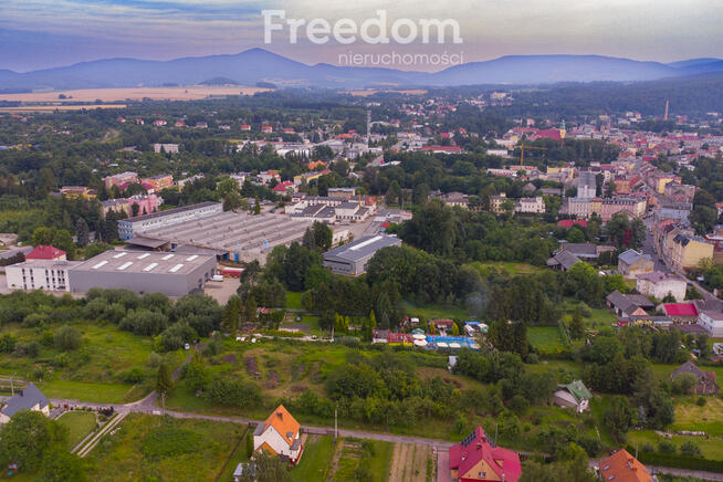 Duża działka budowlana z możliwością podziału