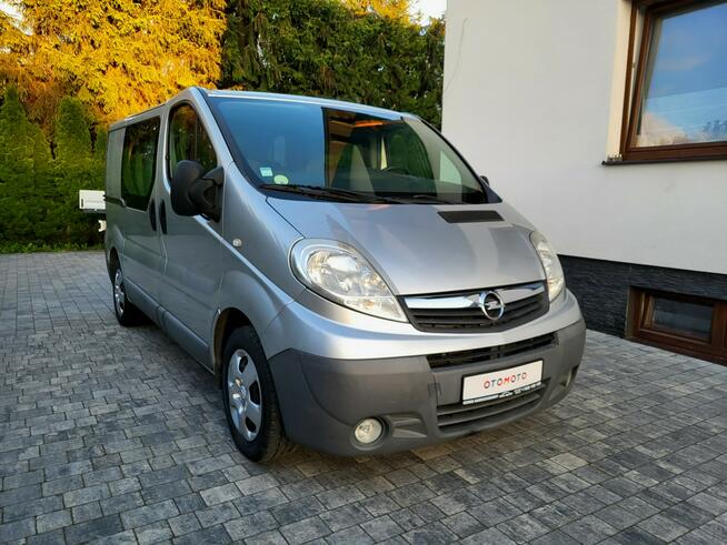 Opel Vivaro ** 2,0 DCI  115KM ** DUBEL KABINA  ** Nawigacja **