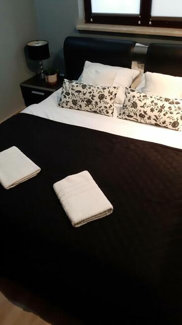 Apartament GODZINY/DOBY wynajem mieszkania Warszawa NOCLEGI