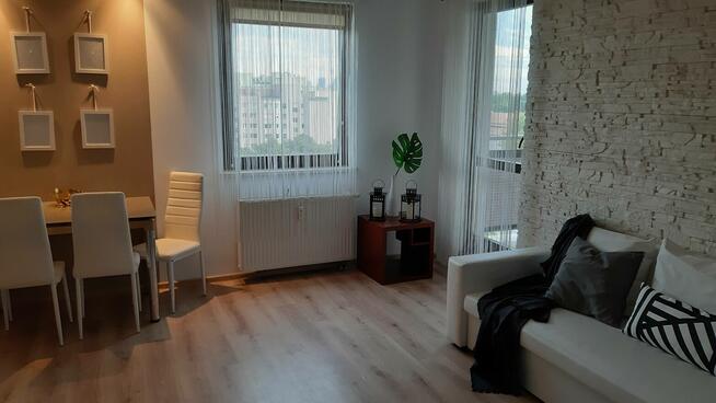 Apartament GODZINY/DOBY wynajem mieszkania Warszawa NOCLEGI