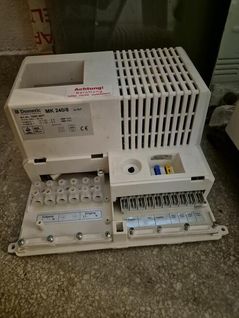 Przetwornica / Energoblok Dometic MK 240/80