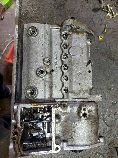 Regeneracja Pomp Wtryskowych Mercedes W113 Pagoda, W111