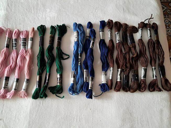 Mulina – nici do wyszywania „Ariadna”, różne kolory