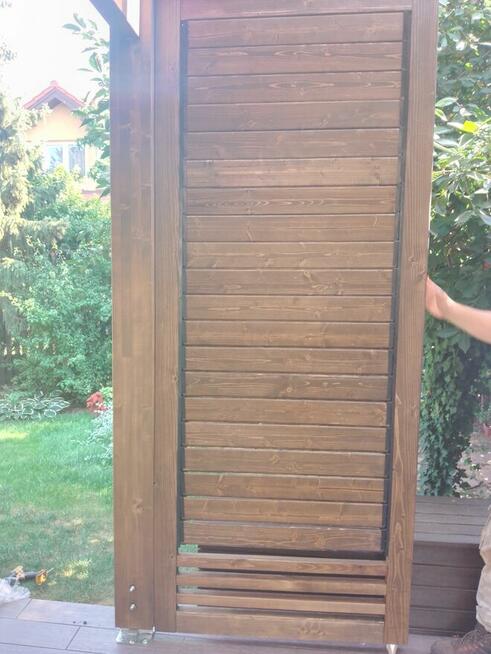 Ruchome deseczki shuttersy lamele ścianka ażurowa