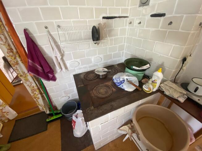 Malownicza działka z domem na sprzedaż 150 000zł