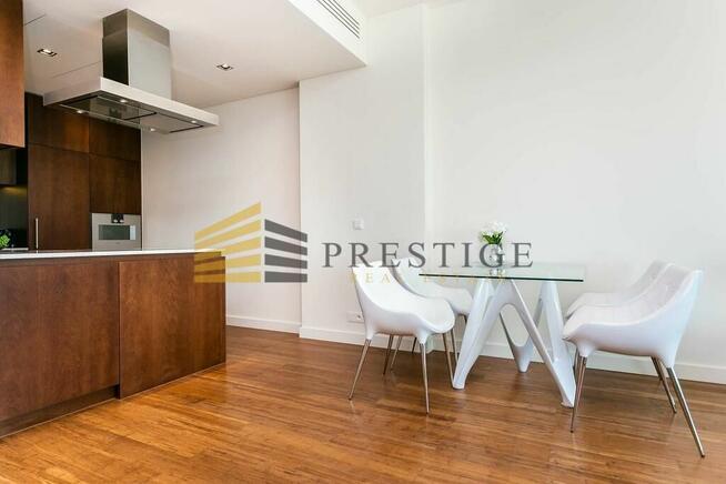 Piękny apartament na 27 piętrze w wieżowcu Złota44