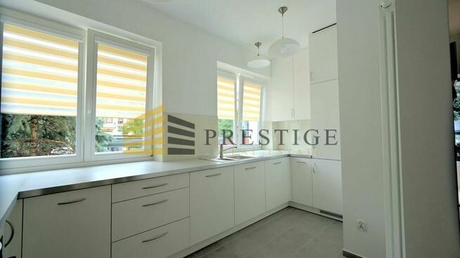 Piękny dom w zielonym zakątku Sadyby