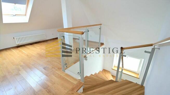 Piękny dom w zielonym zakątku Sadyby