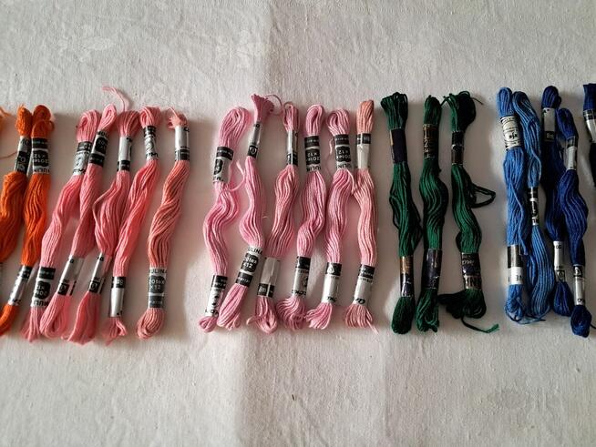 Mulina – nici do wyszywania „Ariadna”, różne kolory