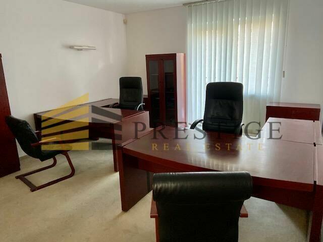 Dom wśród zieleni na cele IT - serwerownia