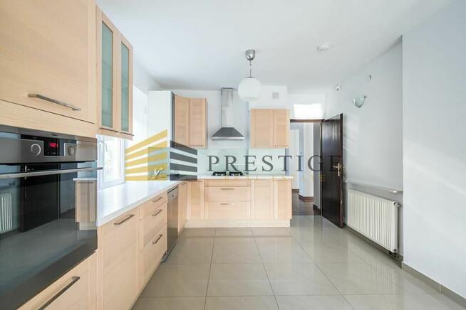 Komfortowy dom na Wilanowie. Super lokalizacja.