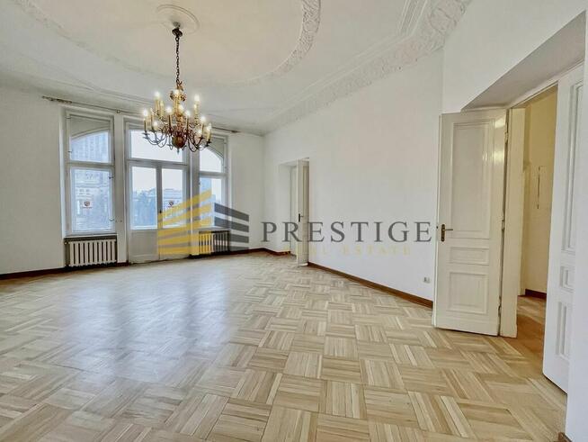 Niezwykle przestronny lokal Al. Jerozolimskie