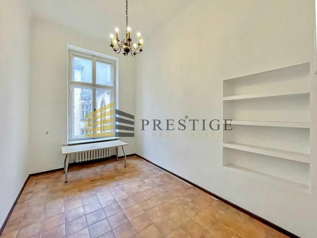 Niezwykle przestronny lokal Al. Jerozolimskie