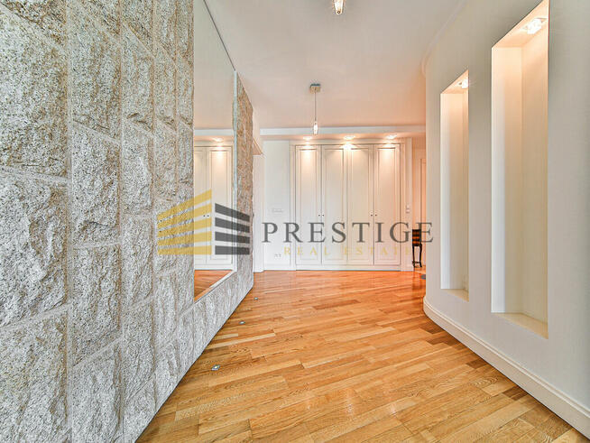 Apartament w wysokim standardzie w Centrum