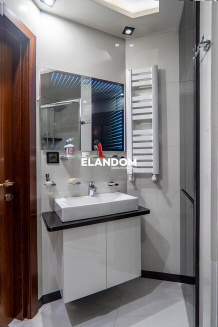 2 pokoje wysoki standard I piętro Otwock