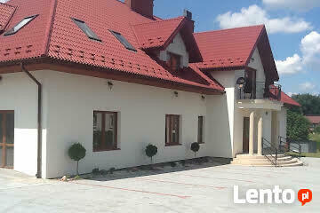 Sprzedam obiekt użytkowy z gruntem i dużym parkingiem przy D