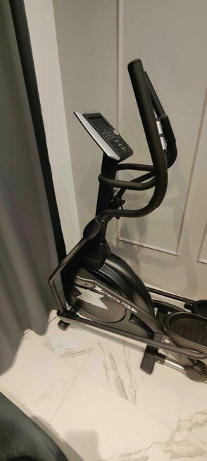 Trenażer eliptyczny orbitrek FS3.9e Xterra Fitness