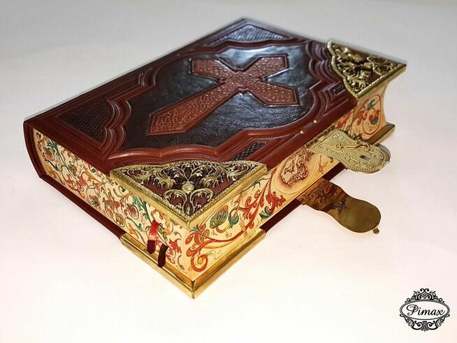 Oprawa książek na prezent, księgi, albumy, oprawy skórzane.