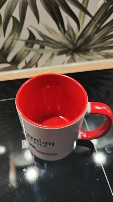 Kubek kolekcjonerski sieci Premium Mobile