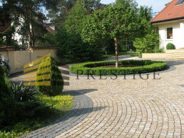 Luksusowa rezydencja z duzym ogrodem