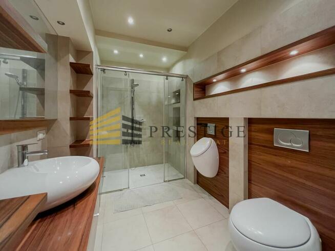 **Apartament z tarasem** Kameralne osiedle