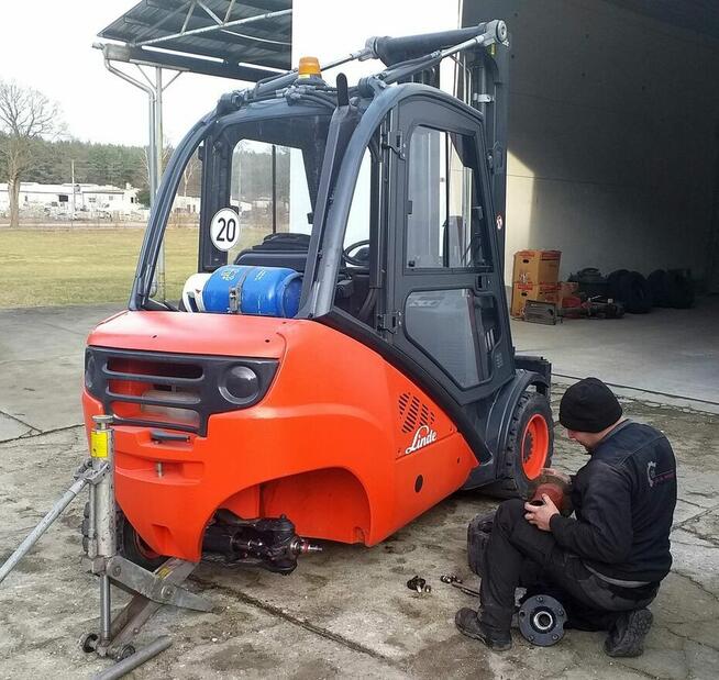 Serwis ładowarek teleskopowych i wózków widłowych