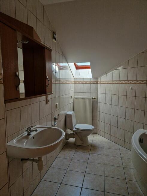 DO WYNAJĘCIA Ładna kawalerka z balkonem i ogrodem