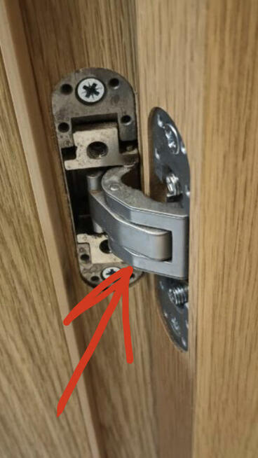 Naprawa drzwi Regulacja okien Serwis Złota rączka Tanio