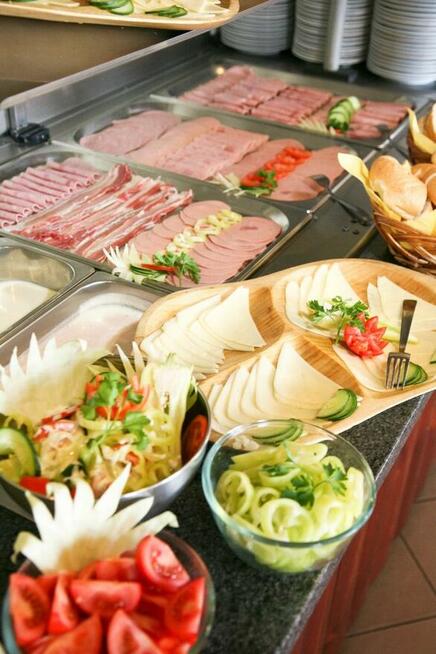 Całe Bałkany !! Pilotaż ,Noclegi , programy !