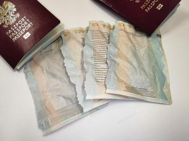 Naprawa paszportu, naprawy paszportów, wklejanie kartek itp.